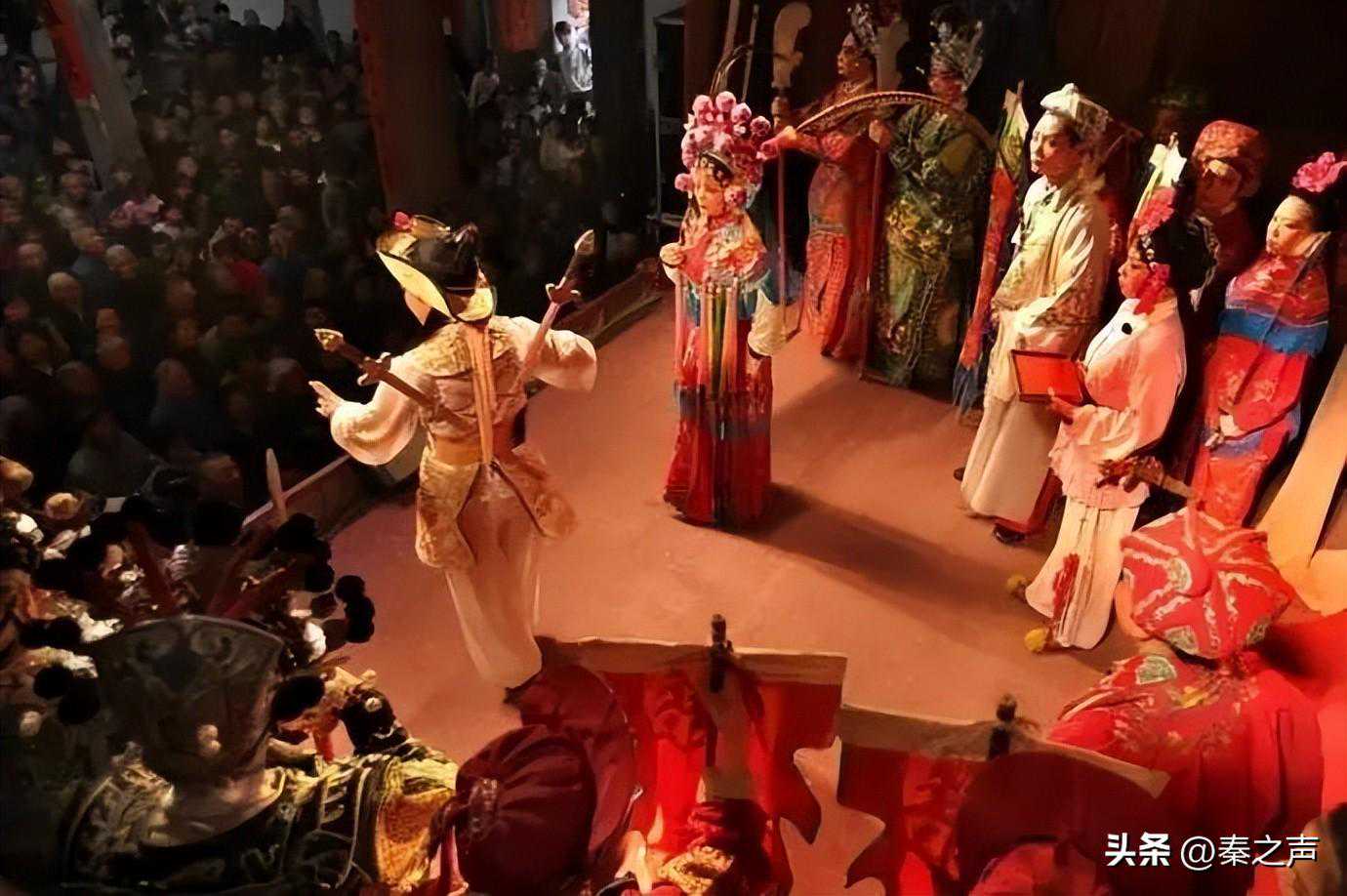 看了这么久的戏，你知道什么是“封箱戏、窝头戏、开台戏”吗？