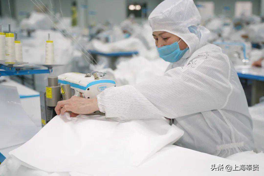 奉贤区40多家重点防疫物资生产企业开足马力，扩大产能！展现抗击疫情的“美谷魅力”